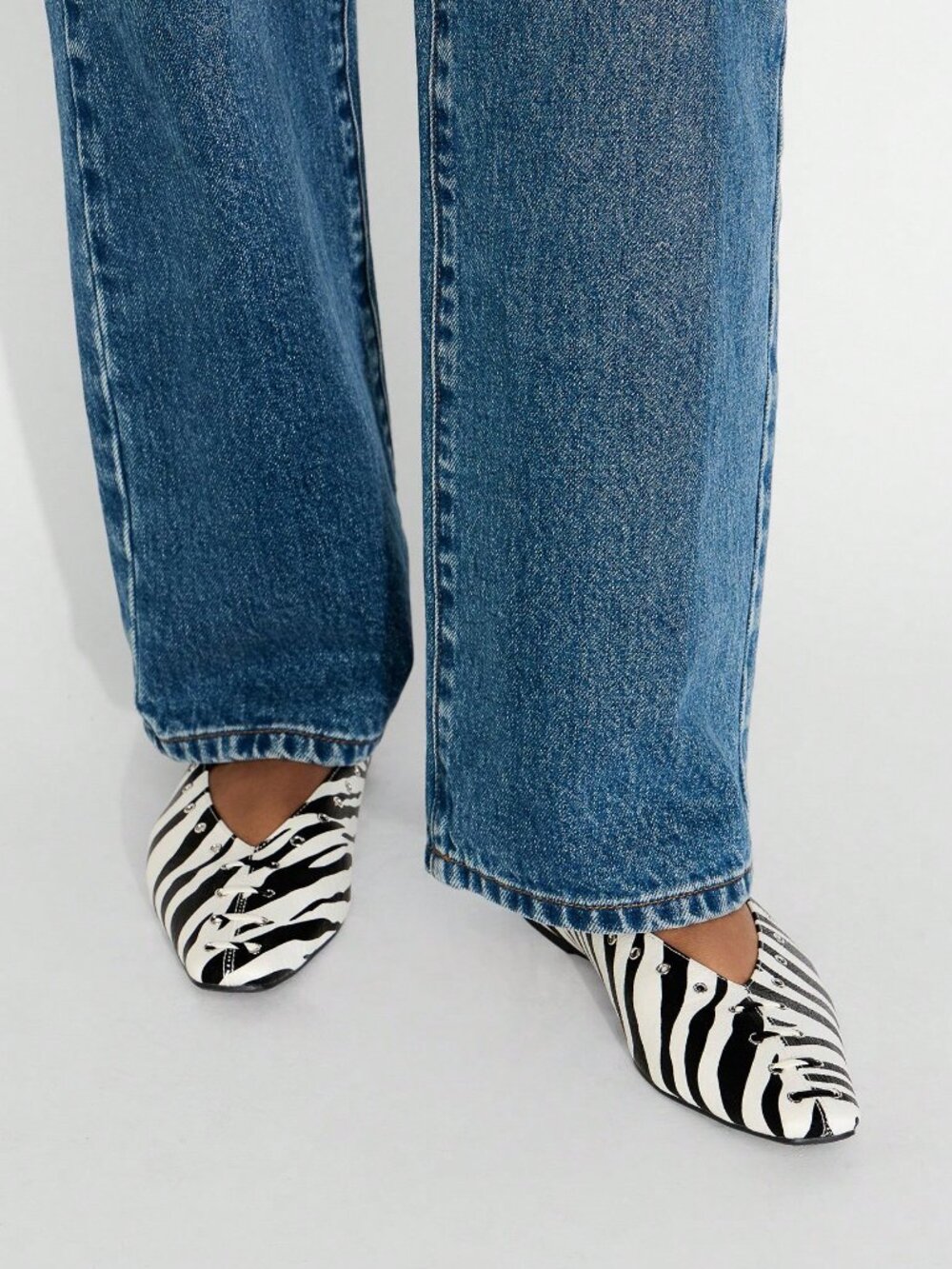 Black And White Women's Zebra Print Square Toe Ballet Flats